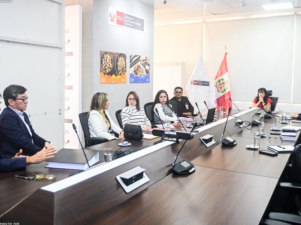 ការប្រកួតកាស៊ីណូ: យុទ្ធសាស្រ្តនិងចំណេះដឹងដើម្បីឈ្នះ